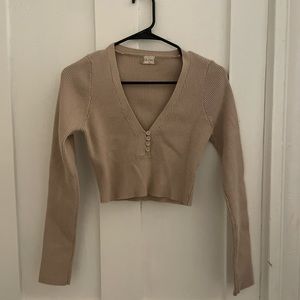 Altar’d state cropped long sleeve